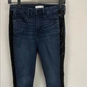 Good American Dark Blue and Black velvet. Great/like new condition. Size 6/28